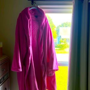 Victoria Secret Beautiful Robe